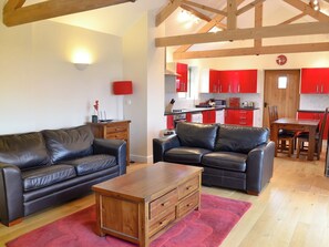 Living area - 2 bedroom accommodation in Aldwark, near Alne (Aldwark, near Alne)