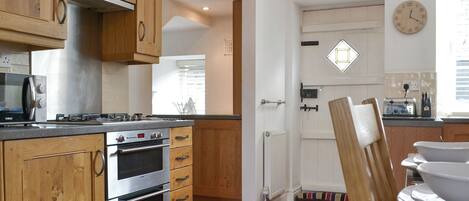 Dishwasher, high chair