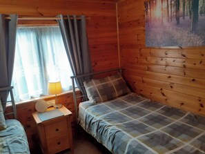 3 dormitorios, wifi gratis, ropa de cama