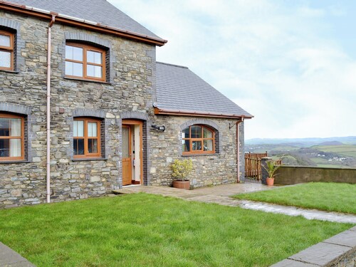 3 bedroom accommodation in Near Llanfarian