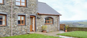 3 bedroom accommodation in Near Llanfarian