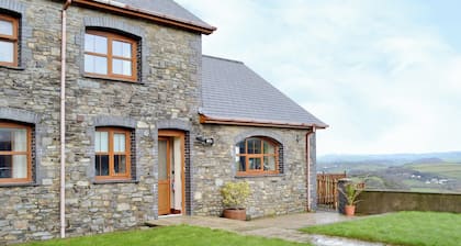 3 bedroom accommodation in Near Llanfarian