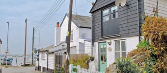 1 bedroom accommodation in West Mersea, near Colchester