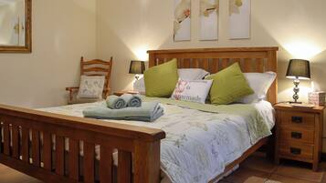 4 bedrooms, free WiFi, bed sheets