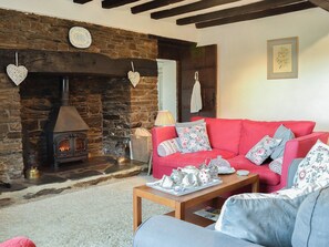 Fireplace - West Hurscott Cottage (Hurscott, near Barnstaple)