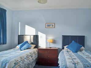 4 bedrooms, free WiFi, bed sheets