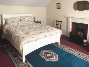 4 soverom, wi-fi (inkludert) og sengetøy