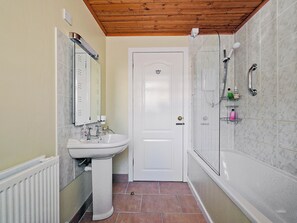 Towels - 2 bedroom accommodation in Birnam, near Dunkeld (Birnam, near Dunkeld)