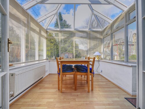 2 bedroom accommodation in Birnam, near Dunkeld