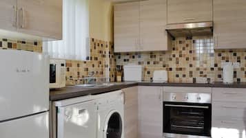 Dishwasher, highchair