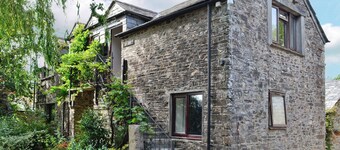 2 bedroom accommodation in Polson, nr. Launceston