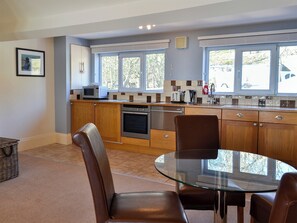 Dishwasher - Apartment 10 - 28164 (Filey)