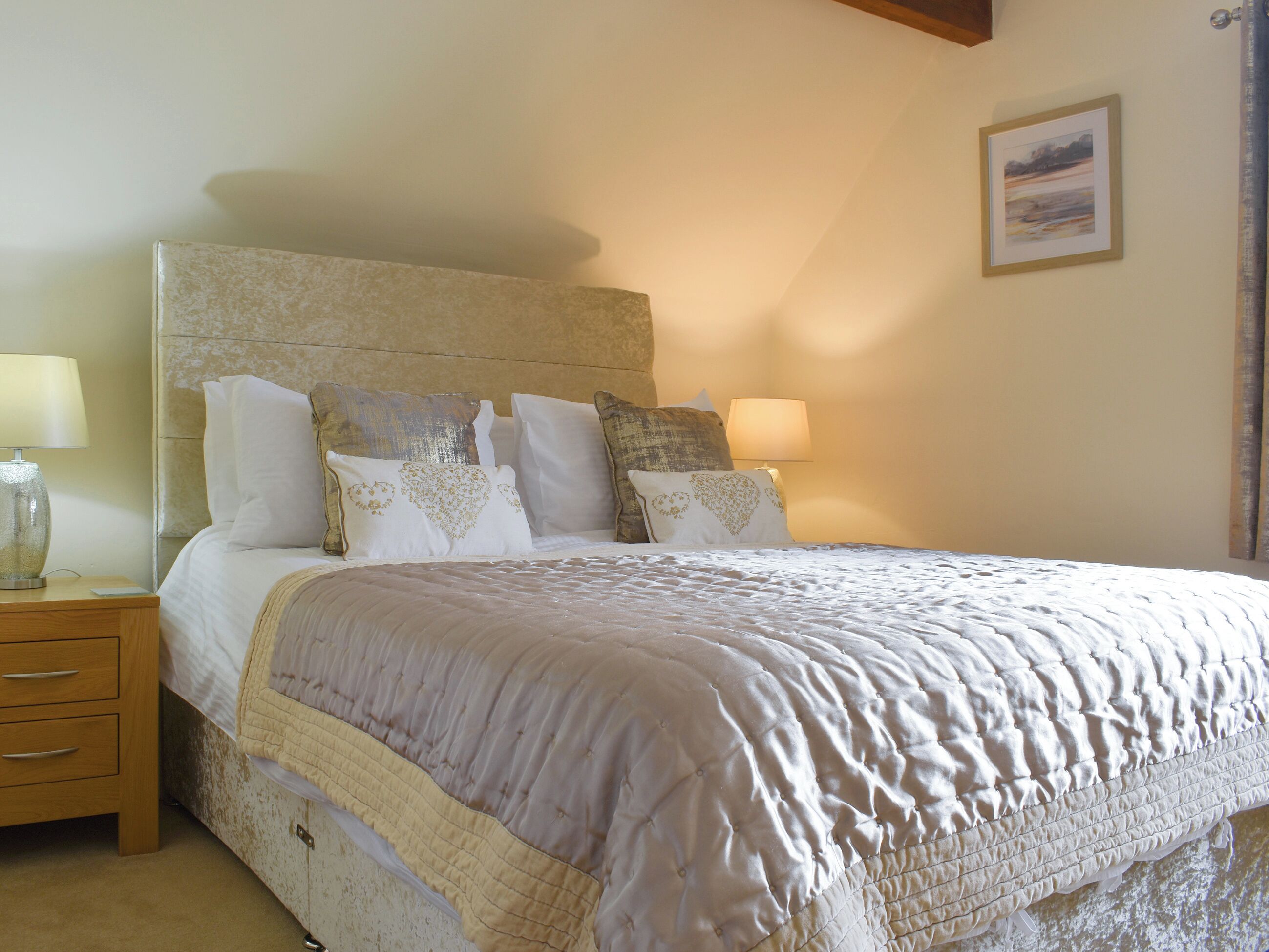 3 bedrooms, free WiFi, bed sheets