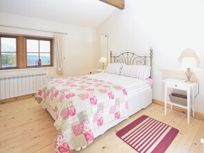 3 chambres, Wi-Fi gratuit, draps fournis