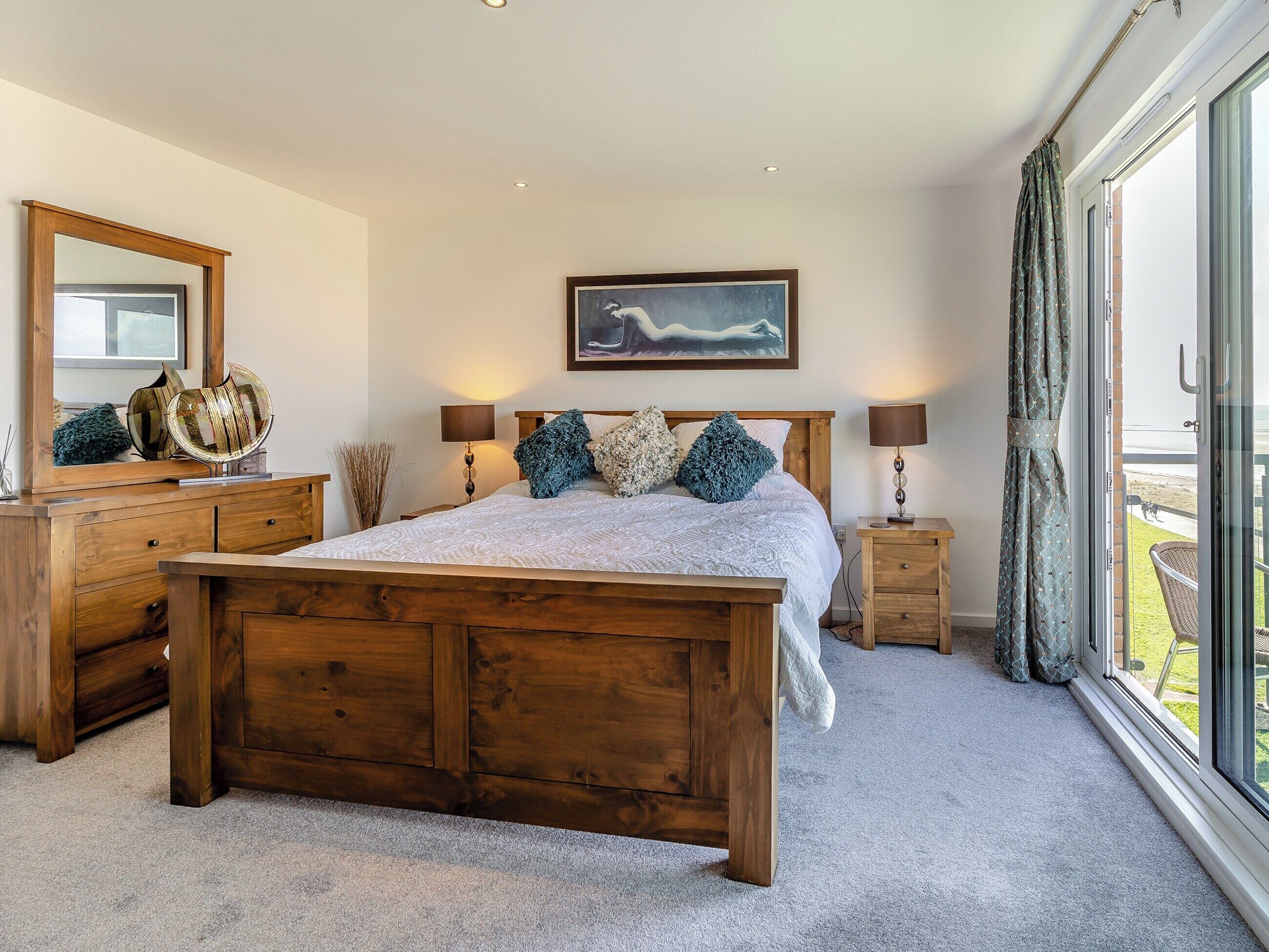 3 bedrooms, free WiFi, bed sheets