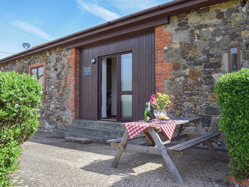 3 bedroom accommodation in Brighstone