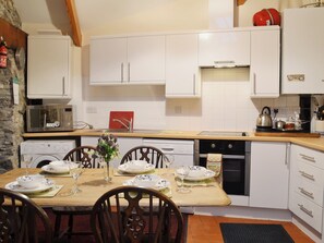 Dishwasher, high chair - 3 bedroom accommodation in Milton, near Tenby (Milton, near Tenby)