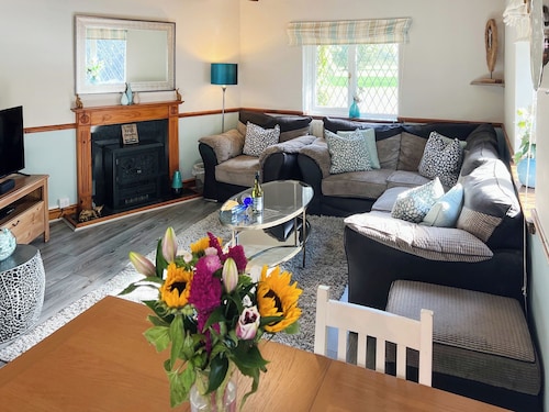 3 bedroom accommodation in Addlethorpe