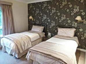 2 makuuhuonetta, ilmainen Wi-Fi, vuodevaatteet