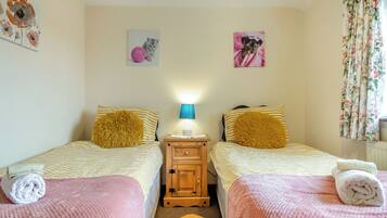 3 Schlafzimmer, kostenloses WLAN, Bettwäsche