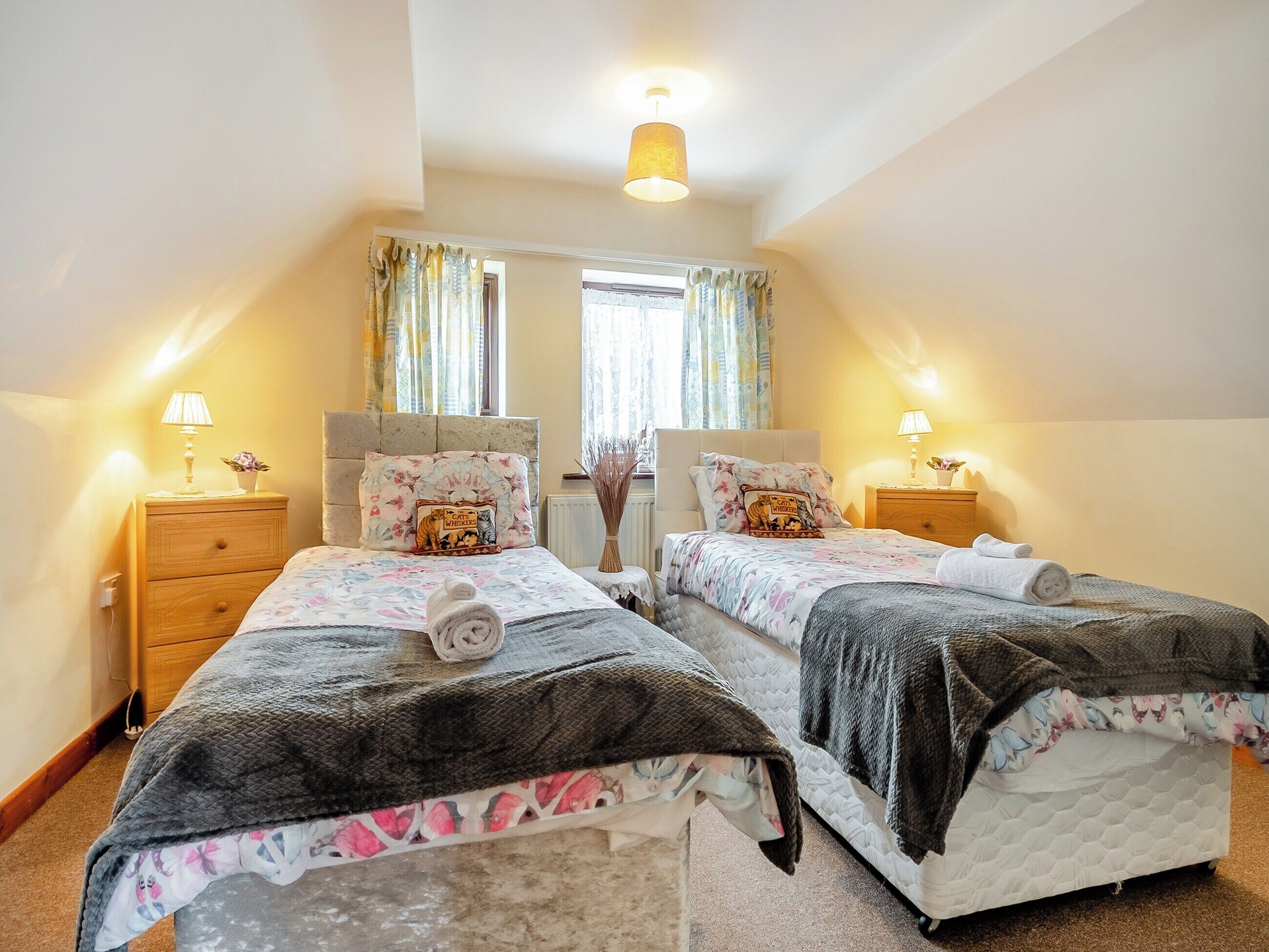 3 habitaciones, wifi gratis y ropa de cama 