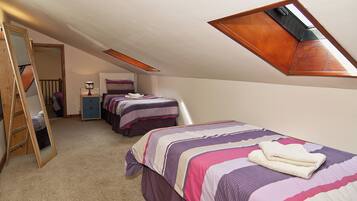 4 habitaciones, wifi gratis y ropa de cama