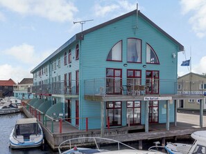 Exterior - 4 bedroom accommodation in Wroxham (Wroxham)