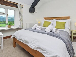 Double bedroom | Osprey Cottage, Bassenthwaite, near Keswick - 2 bedroom accommodation in Bassenthwaite, near Keswick (Bassenthwaite, near Keswick)