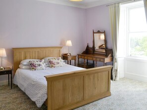 8 dormitoris, wifi gratuïta i roba de llit 