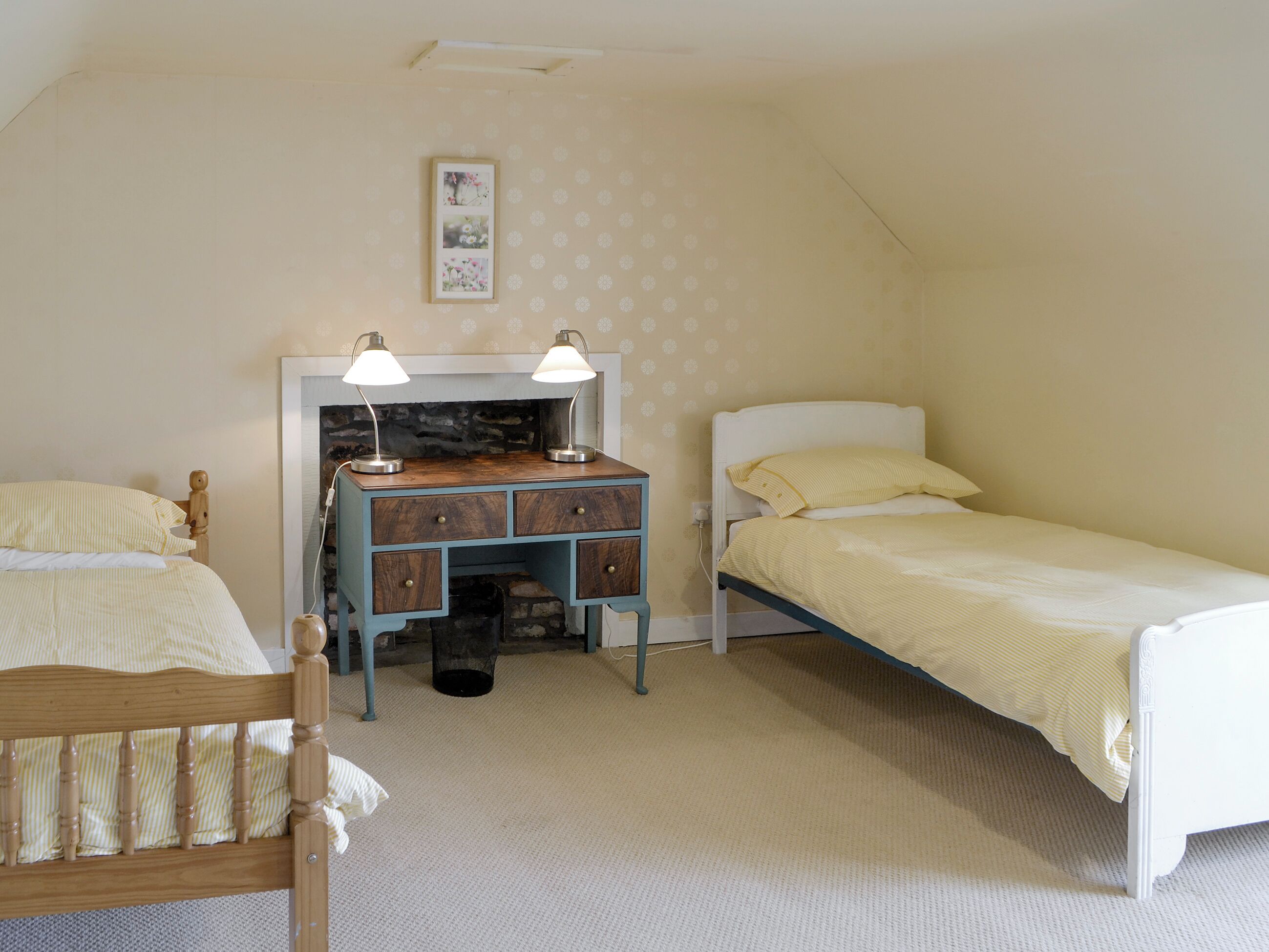 8 bedrooms, free WiFi, bed sheets