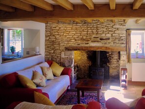 TV, fireplace, Netflix, streaming services