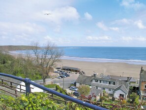 Beach - Billy Napp's Cottage (Filey)