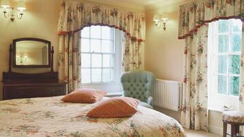 4 bedrooms, free WiFi, bed sheets