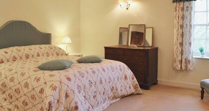 4 bedroom accommodation in High Ireby