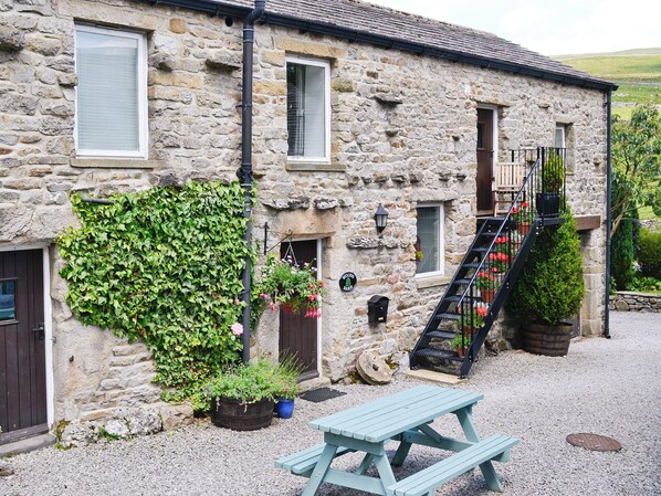 Terrace/patio - 3 bedroom accommodation in Beckermonds, near Kettlewell (Beckermonds, near Kettlewell)