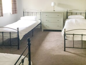 4 habitaciones, wifi gratis y ropa de cama 