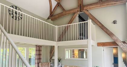 The Threshing Barn- 25347
