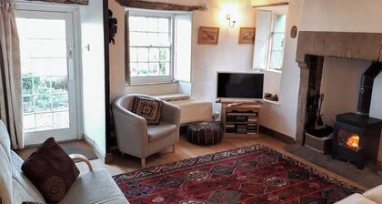 3 bedroom accommodation in Helton