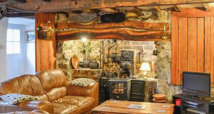 3 bedroom accommodation in Bala