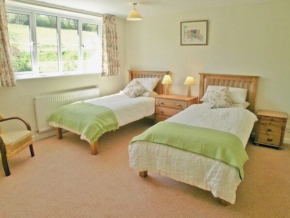 6 Schlafzimmer, kostenloses WLAN, Bettwäsche