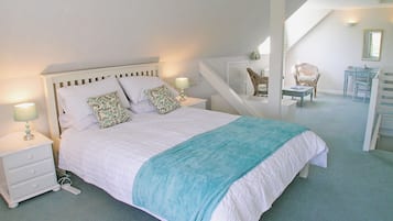 6 bedrooms, free WiFi, bed sheets