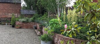 2 bedroom accommodation in Tenbury Wells