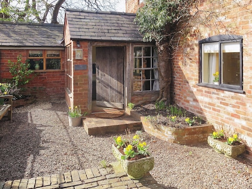 2 bedroom accommodation in Tenbury Wells