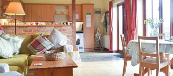 2 bedroom accommodation in East Tytherton, Chippenham