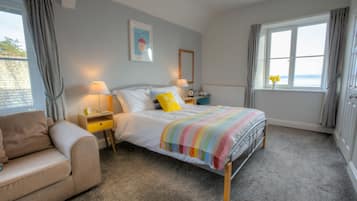 Double Room | Premium bedding, iron/ironing board, free WiFi, bed sheets