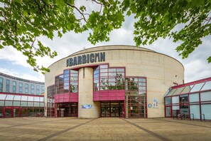 Exterior - The Victoria (York)