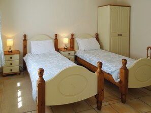 2 habitaciones, wifi gratis y ropa de cama 