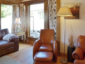 Fireplace - 3 bedroom accommodation in Waterrow, near Wiveliscombe (Waterrow, near Wiveliscombe)