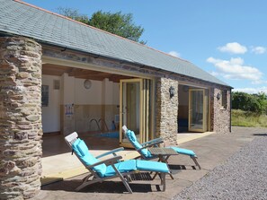 Property grounds - 3 bedroom accommodation in Waterrow, near Wiveliscombe (Waterrow, near Wiveliscombe)