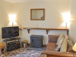 TV - 2 bedroom accommodation in Near Abersoch (Near Abersoch)